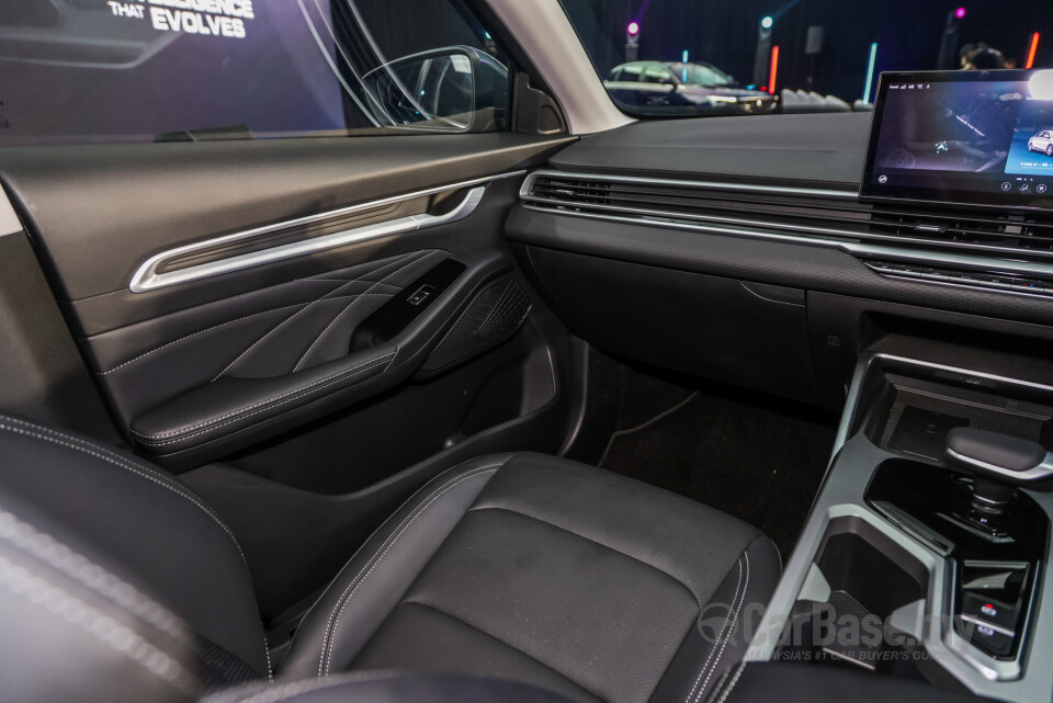 Proton S70 SS11 (2023) Interior