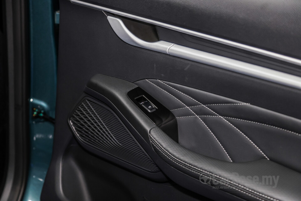 Proton S70 SS11 (2023) Interior