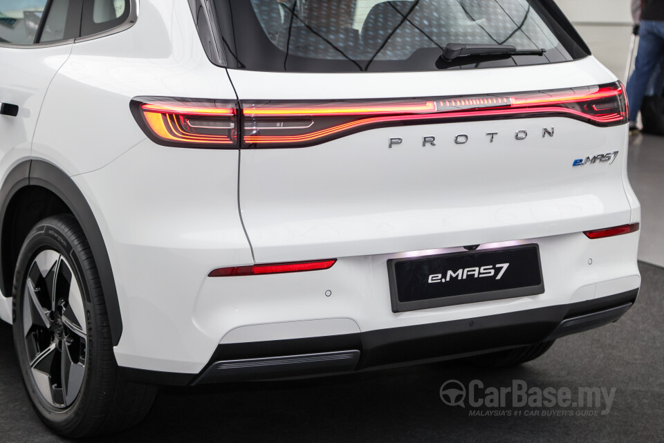 Proton eMas 7 Mk1 (2024) Exterior