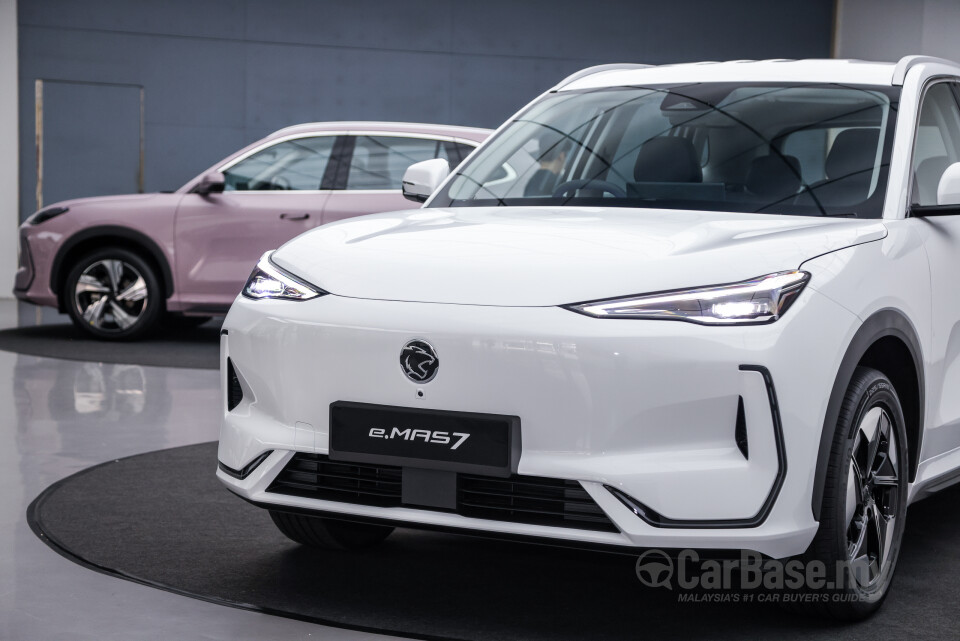 Proton eMas 7 Mk1 (2024) Exterior