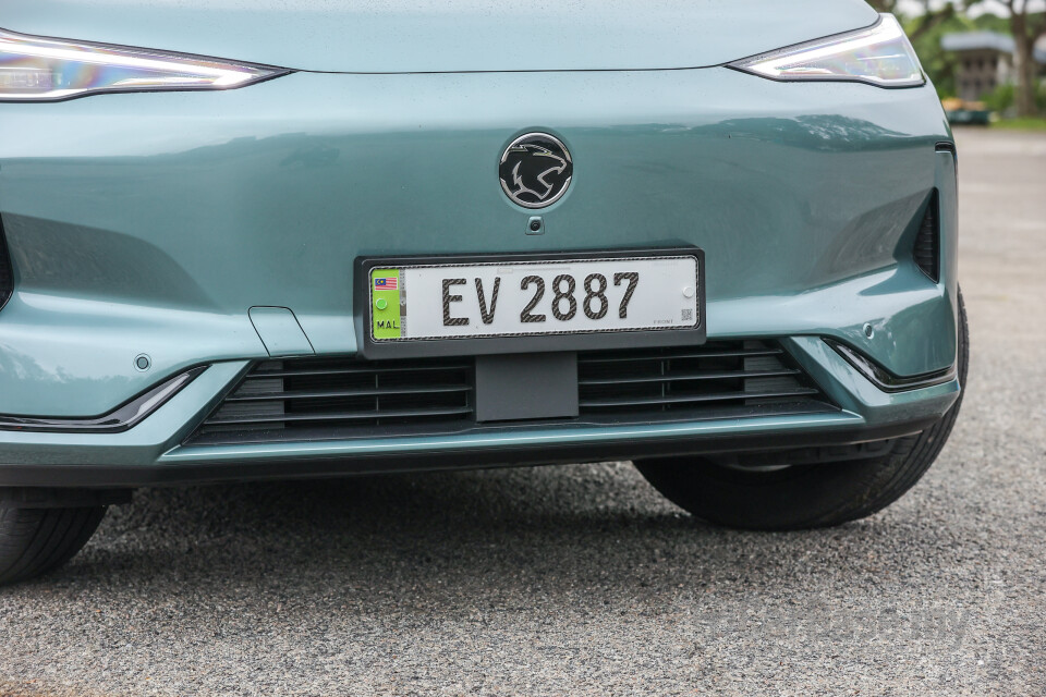 Proton eMas 7 Mk1 (2024) Exterior
