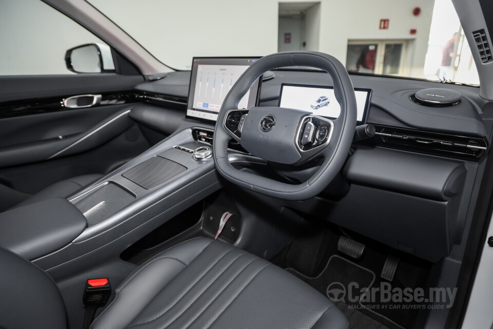Proton eMas 7 Mk1 (2024) Interior