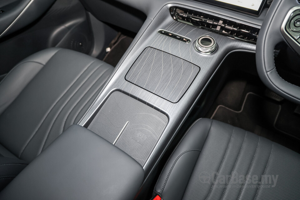 Proton eMas 7 Mk1 (2024) Interior