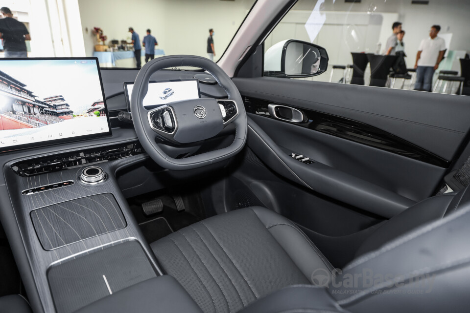 Proton eMas 7 Mk1 (2024) Interior