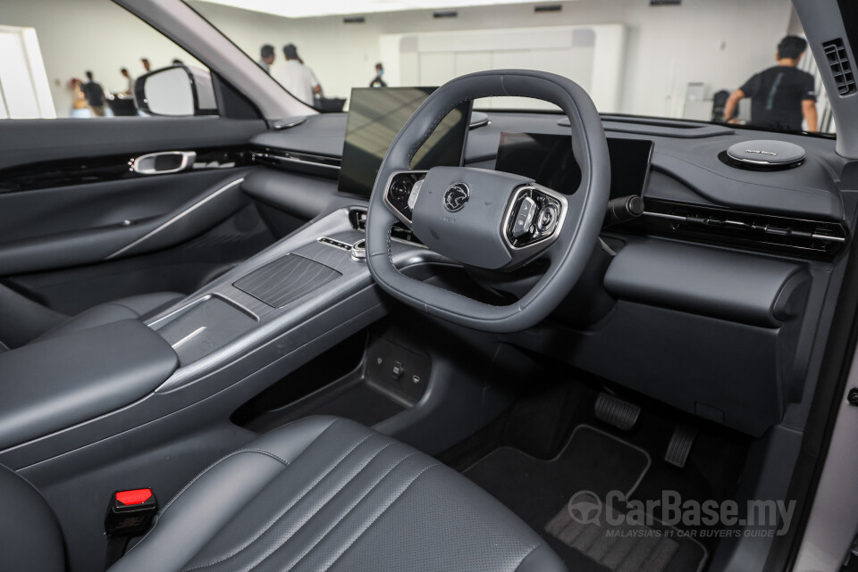 Proton eMas 7 Mk1 (2024) Interior