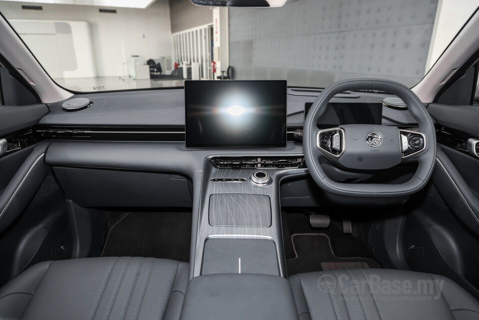 Proton eMas 7 Mk1 (2024) Interior