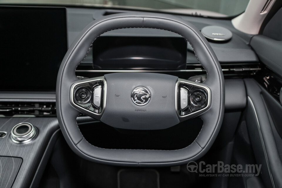 Proton eMas 7 Mk1 (2024) Interior