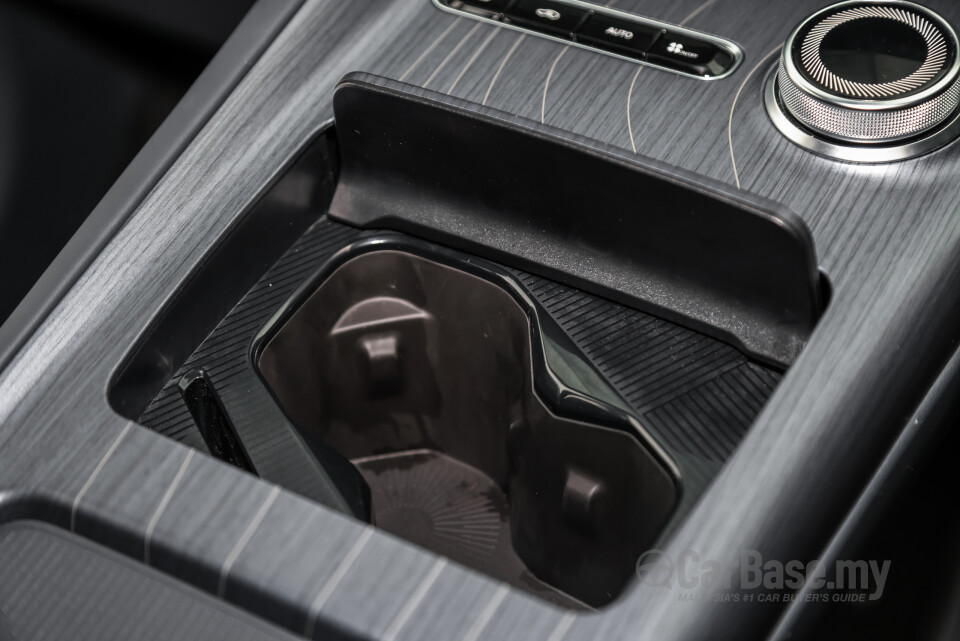 Proton eMas 7 Mk1 (2024) Interior