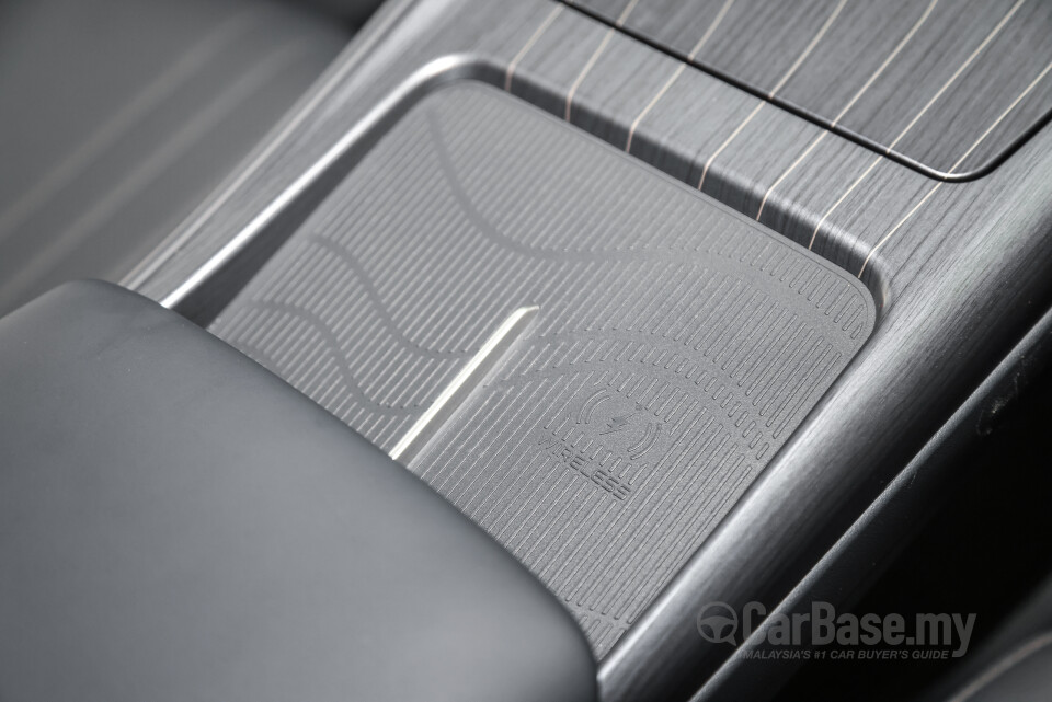 Proton eMas 7 Mk1 (2024) Interior