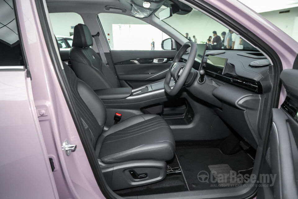 Proton eMas 7 Mk1 (2024) Interior
