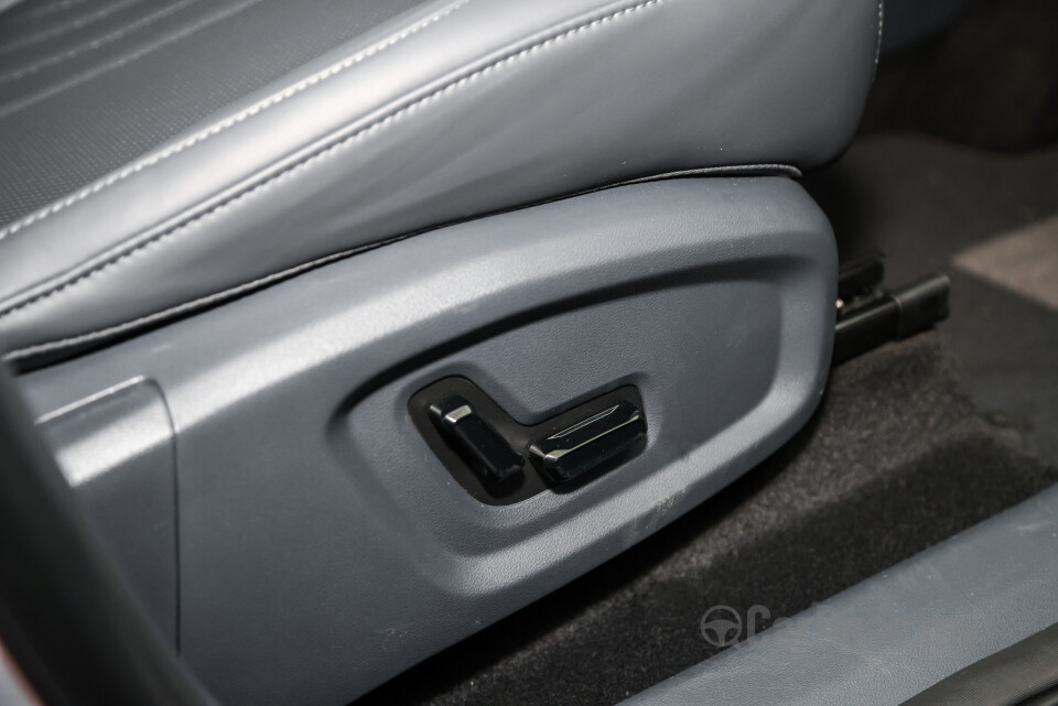 Proton eMas 7 Mk1 (2024) Interior