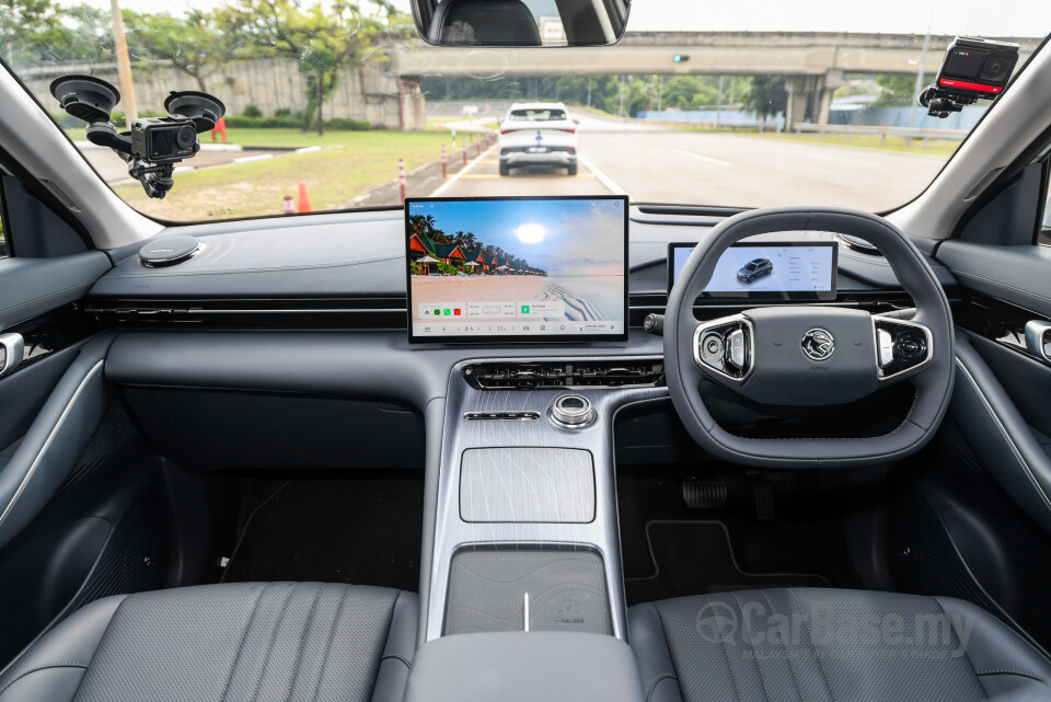 Proton eMas 7 Mk1 (2024) Interior