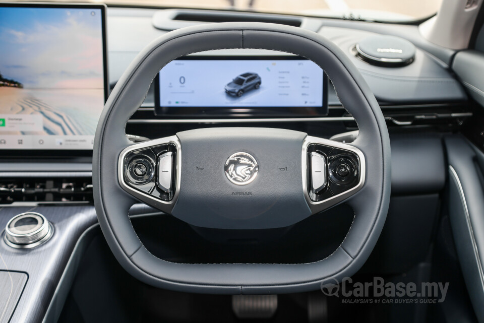 Proton eMas 7 Mk1 (2024) Interior