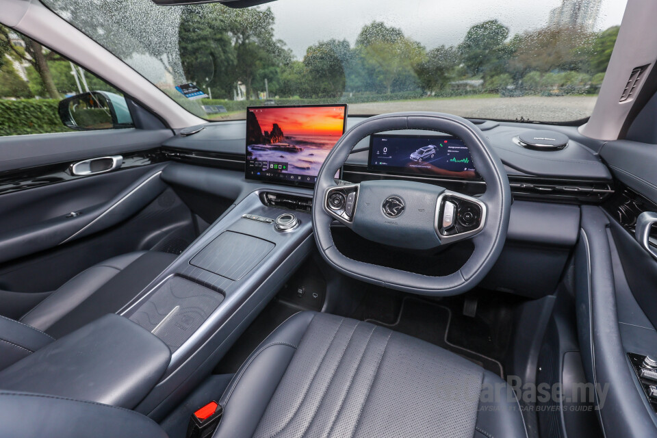 Proton eMas 7 Mk1 (2024) Interior