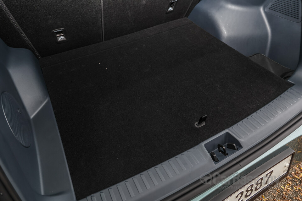 Proton eMas 7 Mk1 (2024) Interior