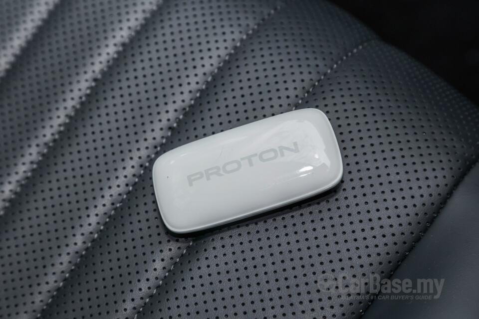 Proton eMas 7 Mk1 (2024) Interior