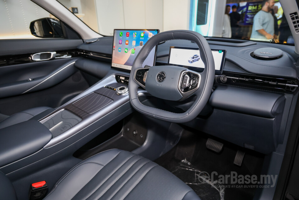 Proton eMas 7 Mk1 (2024) Interior