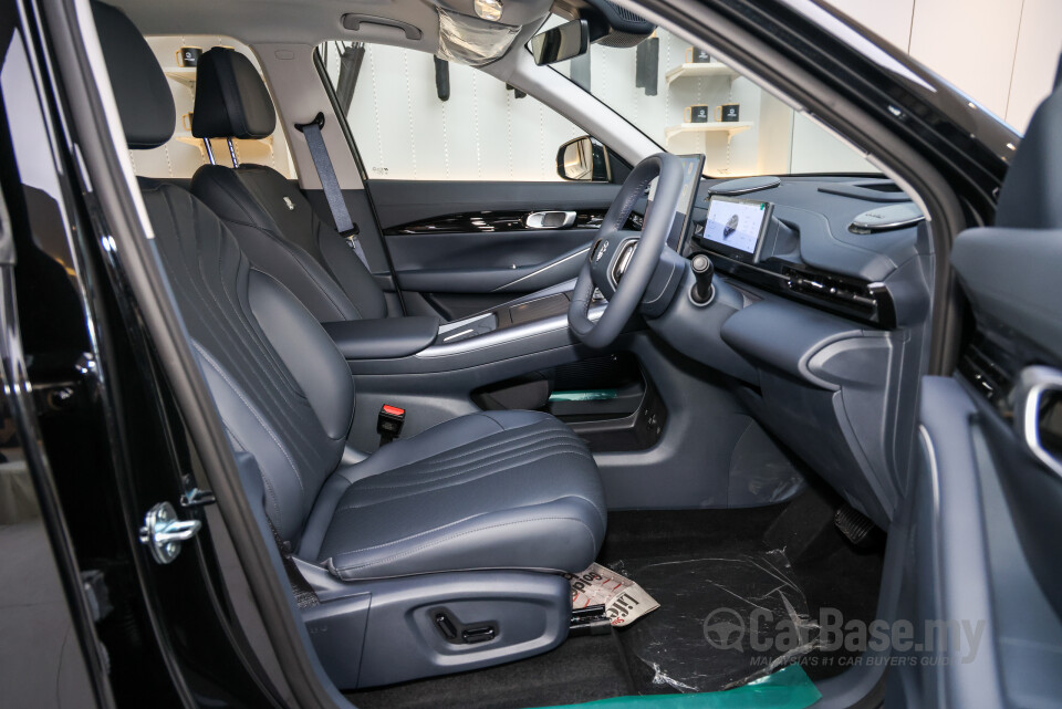 Proton eMas 7 Mk1 (2024) Interior