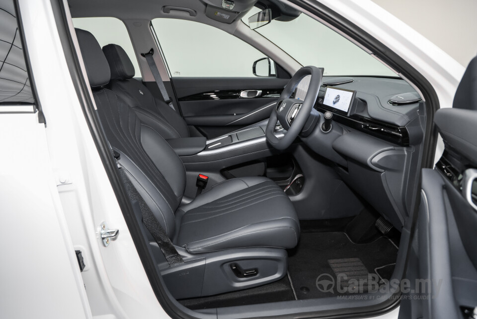 Proton eMas 7 Mk1 (2024) Interior