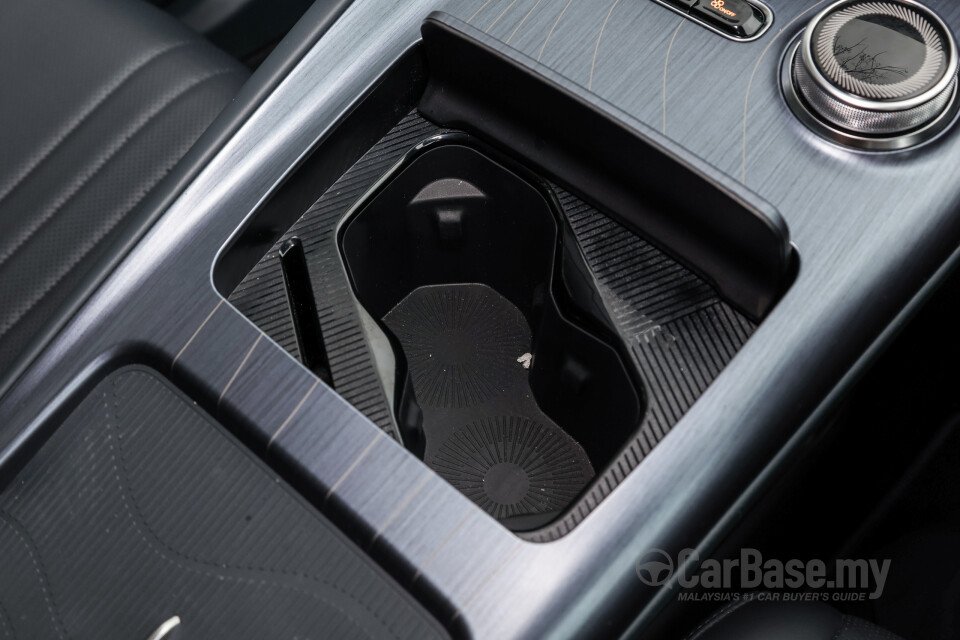 Proton eMas 7 Mk1 (2024) Interior
