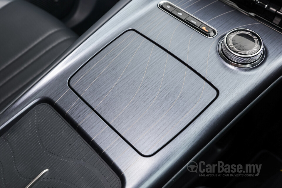 Proton eMas 7 Mk1 (2024) Interior