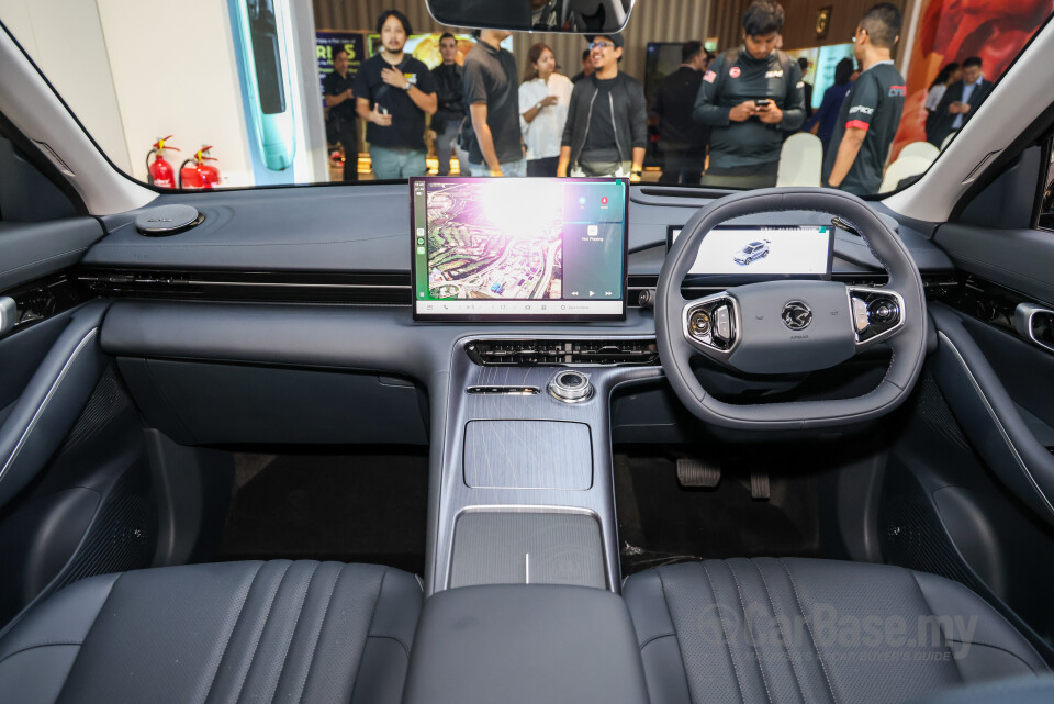 Proton eMas 7 Mk1 (2024) Interior