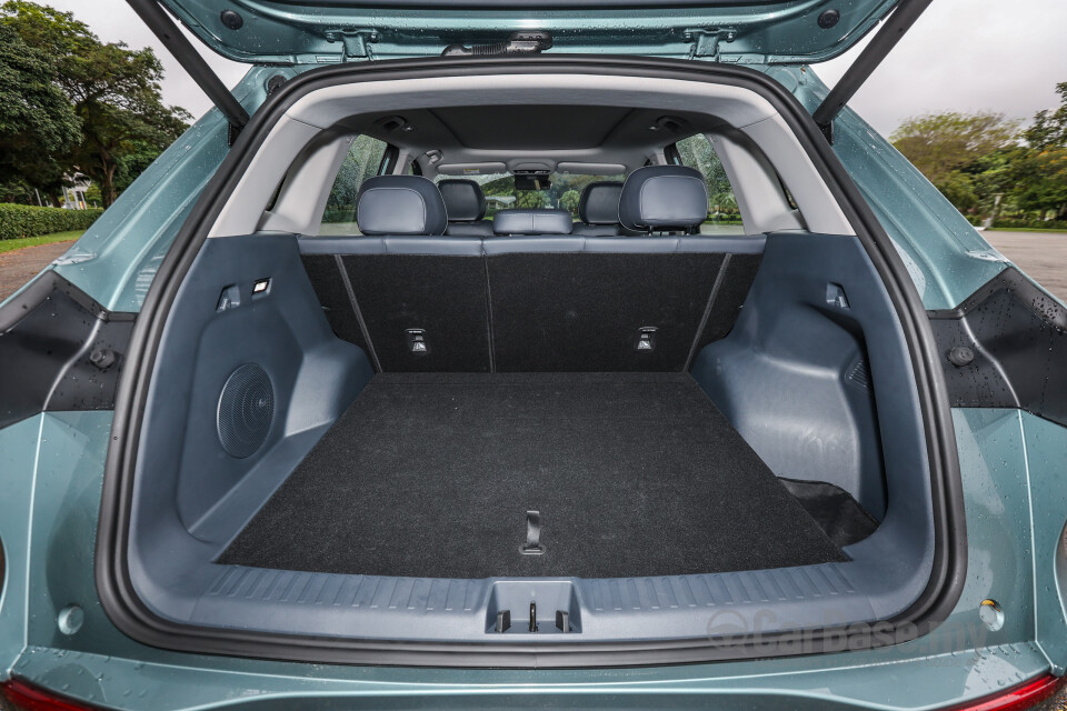 Proton eMas 7 Mk1 (2024) Interior