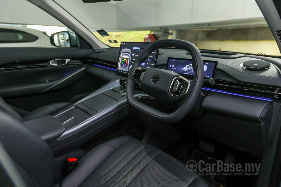 Proton eMas 7 Mk1 (2024) Interior