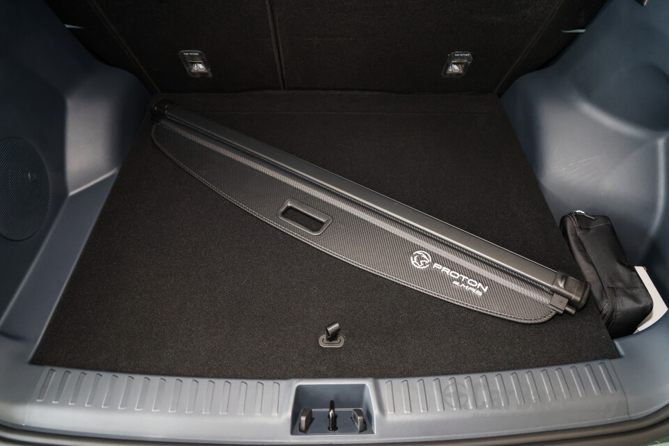 Proton eMas 7 Mk1 (2024) Interior