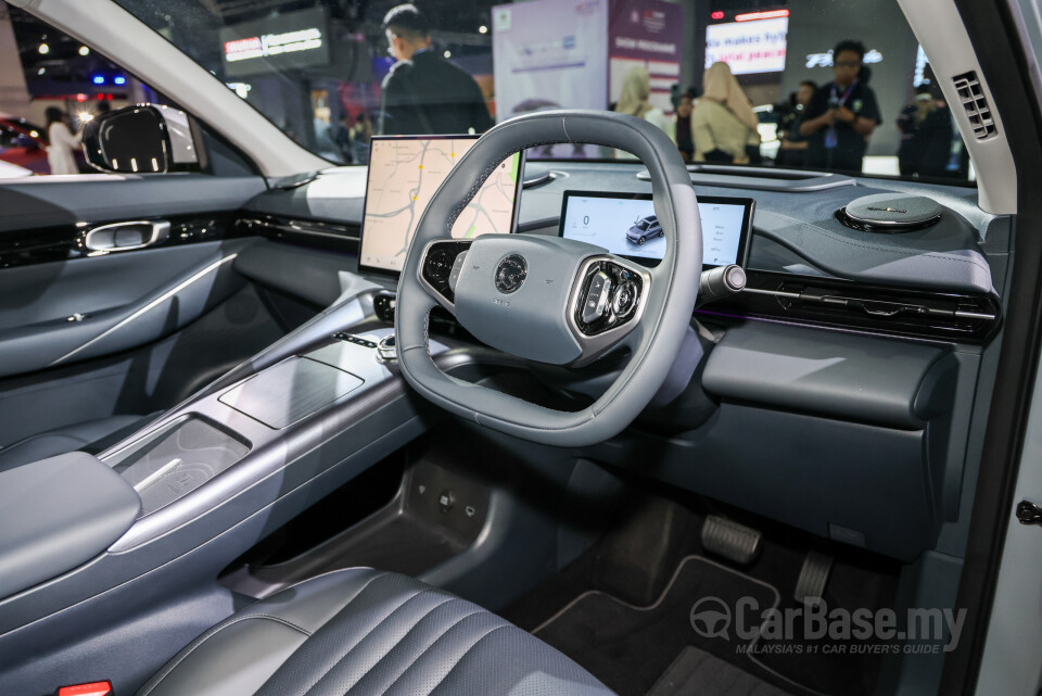 Proton eMas 7 Mk1 (2024) Interior