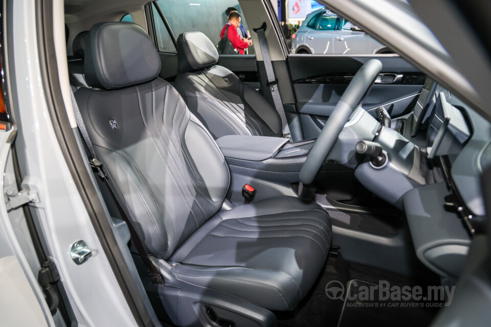 Proton eMas 7 Mk1 (2024) Interior
