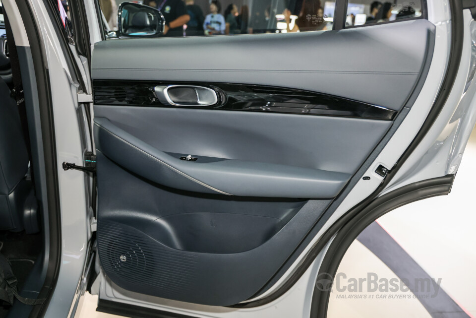 Proton eMas 7 Mk1 (2024) Interior