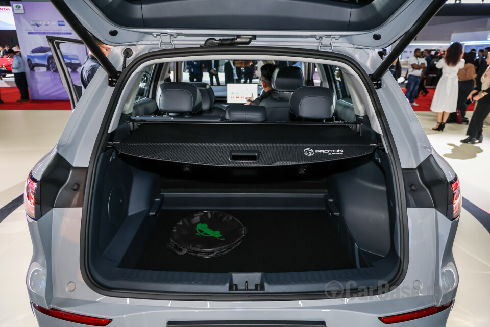 Proton eMas 7 Mk1 (2024) Interior