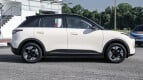 Proton eMas 5 Exterior photo