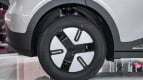 Proton eMas 5 Exterior photo