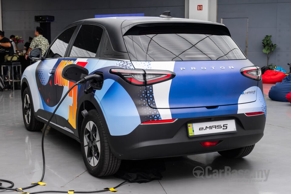 Proton eMas 5 Mk1 (2025) Exterior