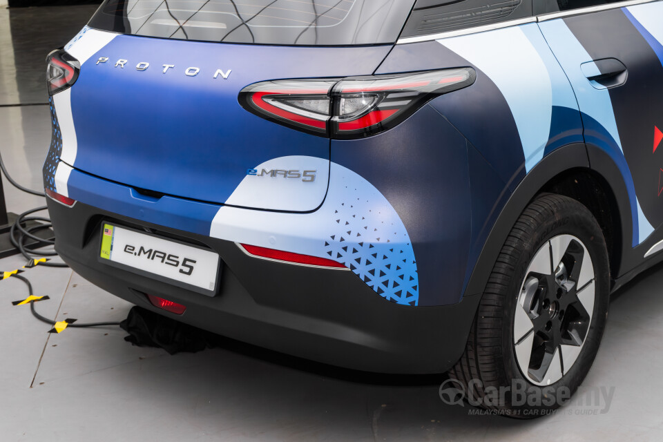 Proton eMas 5 Mk1 (2025) Exterior