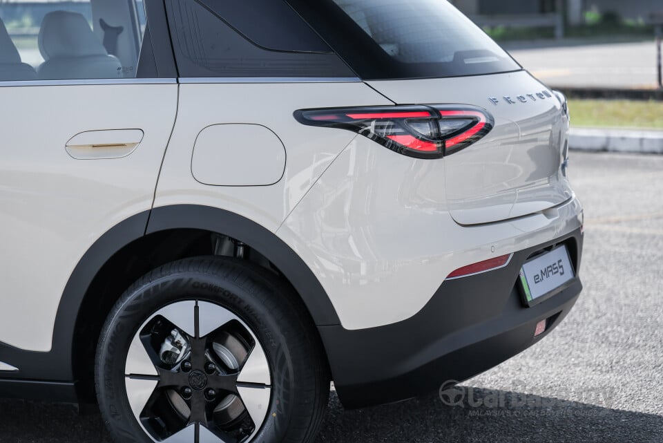 Proton eMas 5 Mk1 (2025) Exterior