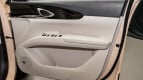 Proton eMas 5 Interior photo