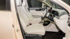 Proton eMas 5 Interior photo