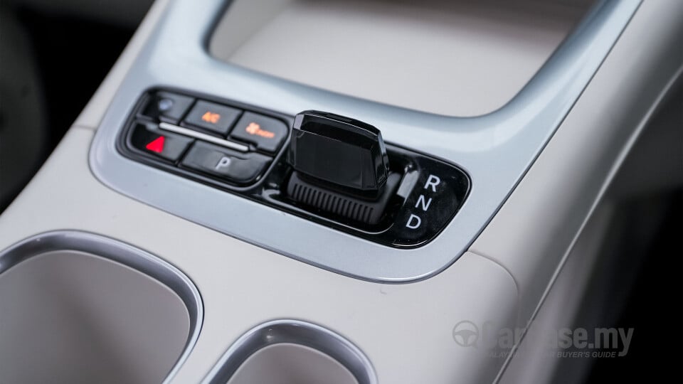 Proton eMas 5 Mk1 (2025) Interior