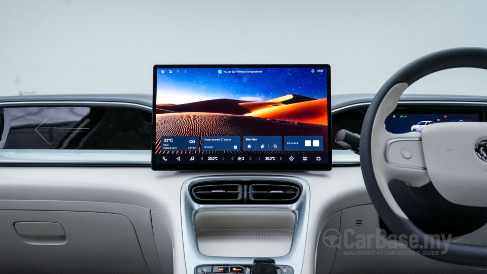 Proton eMas 5 Mk1 (2025) Interior