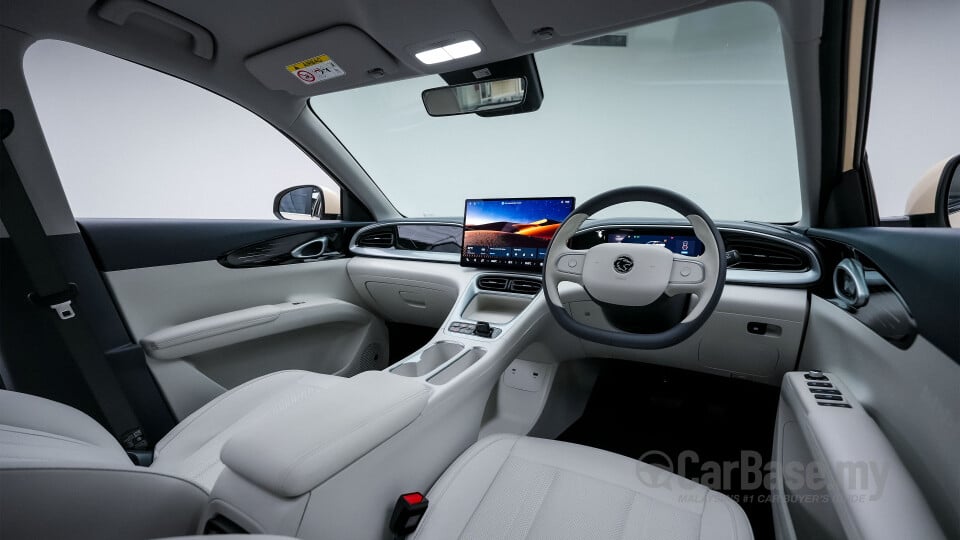 Proton eMas 5 Mk1 (2025) Interior