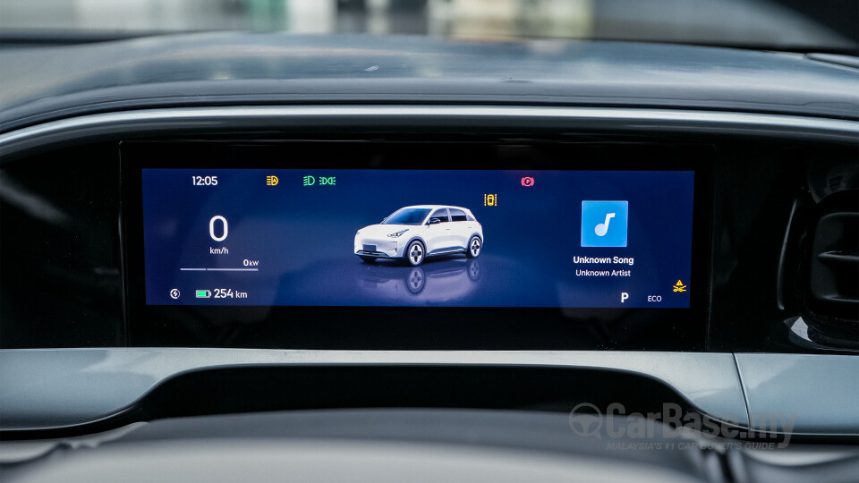 Proton eMas 5 Mk1 (2025) Interior