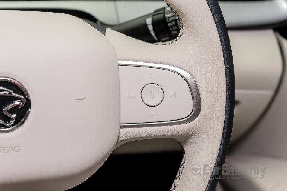 Proton eMas 5 Mk1 (2025) Interior