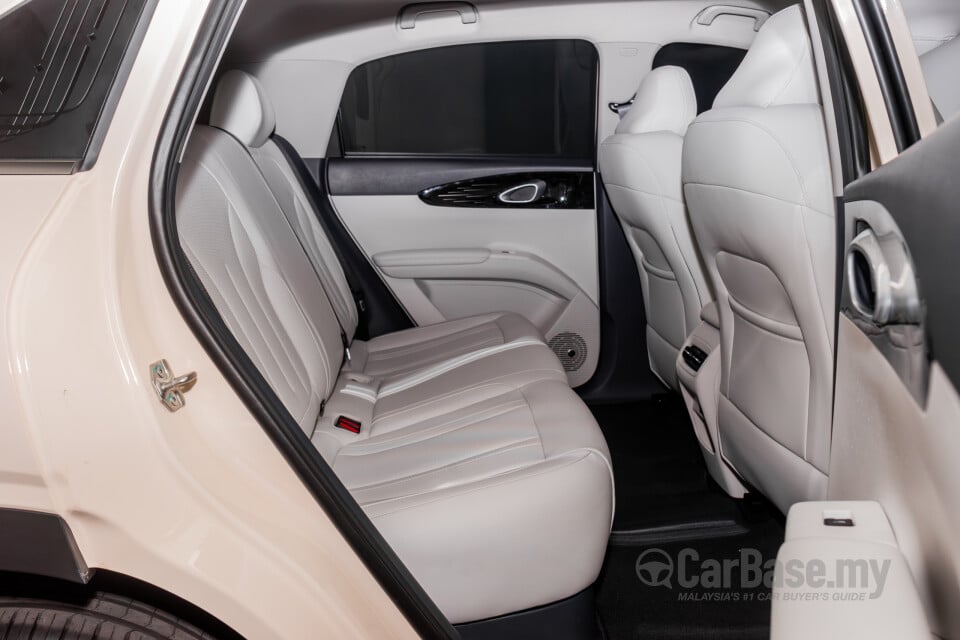 Proton eMas 5 Mk1 (2025) Interior