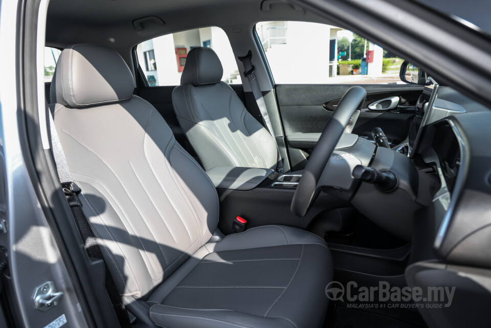 Proton eMas 5 Mk1 (2025) Interior