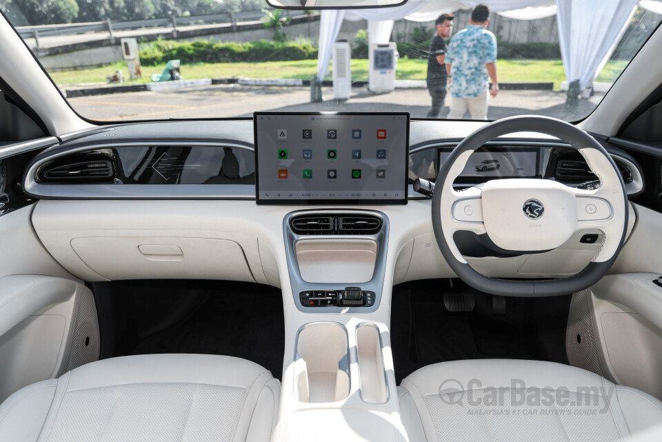 Proton eMas 5 Mk1 (2025) Interior
