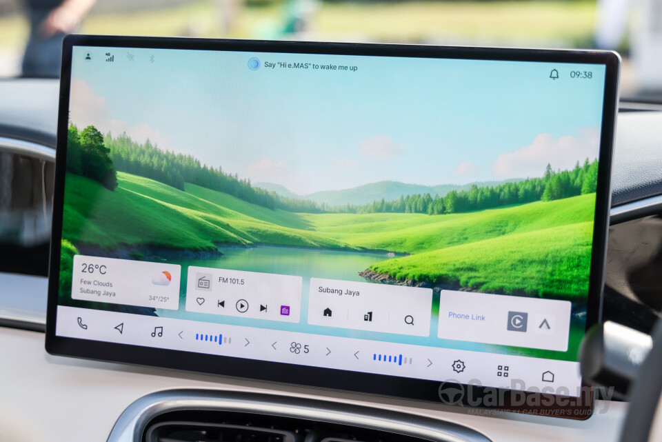 Proton eMas 5 Mk1 (2025) Interior