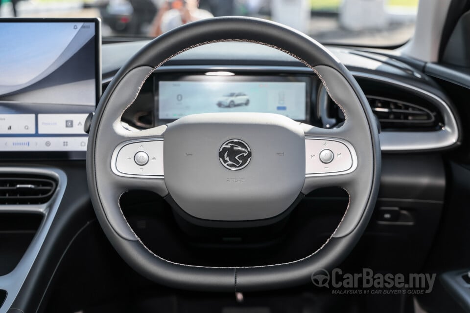 Proton eMas 5 Mk1 (2025) Interior